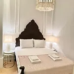 Com Banheiro Privativo Na Baixa * Lisboa