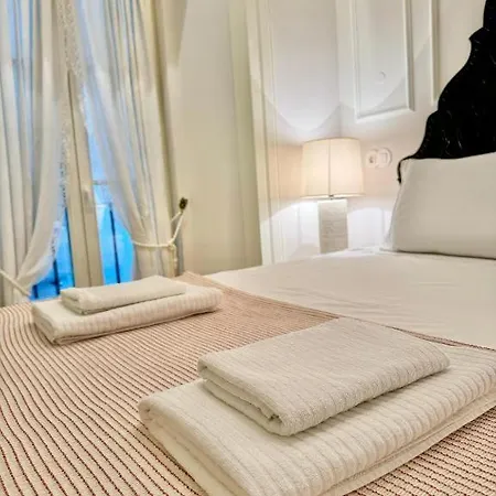 Com Banheiro Privativo Na Baixa ליסבון