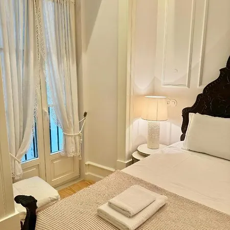 Quarto em Acomodações Particulares Com Banheiro Privativo Na Baixa Lisboa